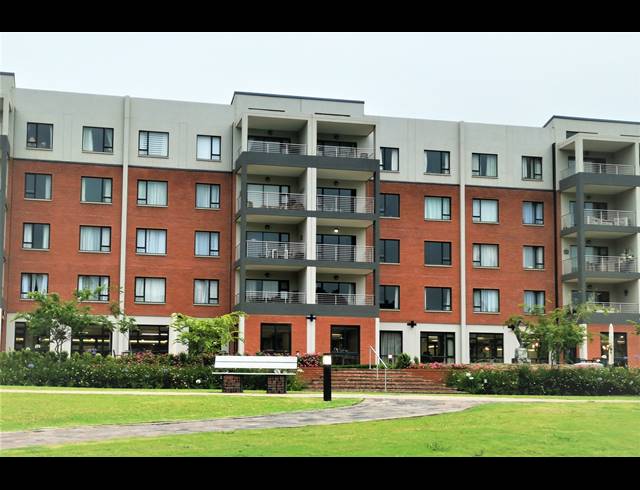 2 BEDROOM APARTMENT TO LET IN WATERKLOOF RIDGE